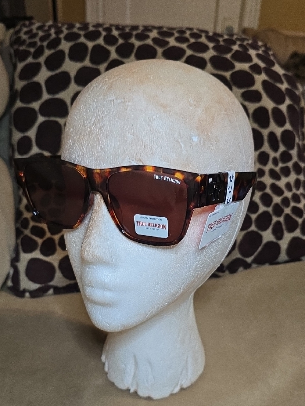 True Religion Womens Tortoiseshell Frame Sunglasses with Brown Lenses NWT